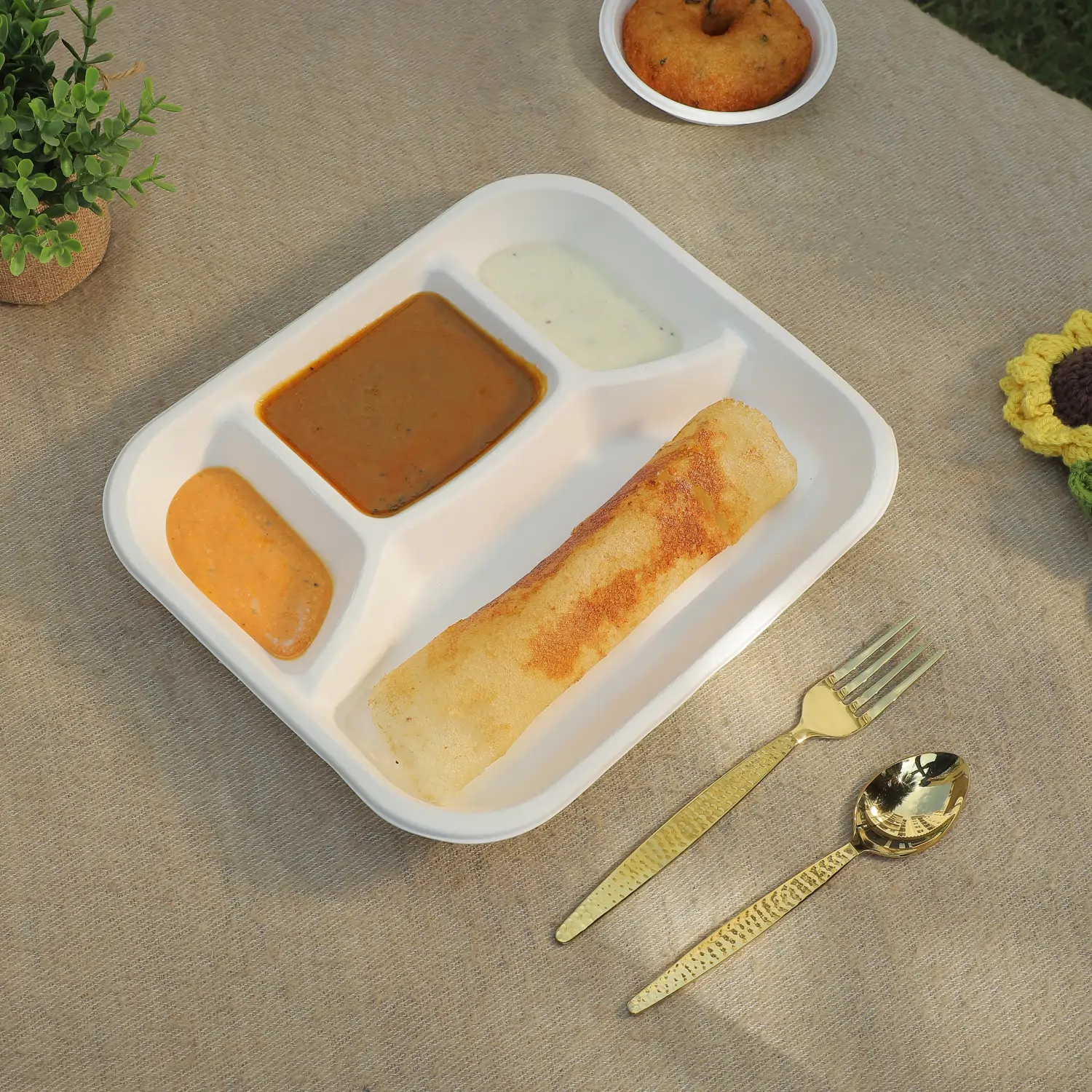 The 4 Compartment Rectangle Meal Tray - Image 2